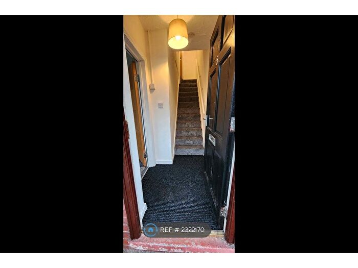 4 Bedroom Terraced House To Rent In Rutland Street, Ashton-Under-Lyne, OL6