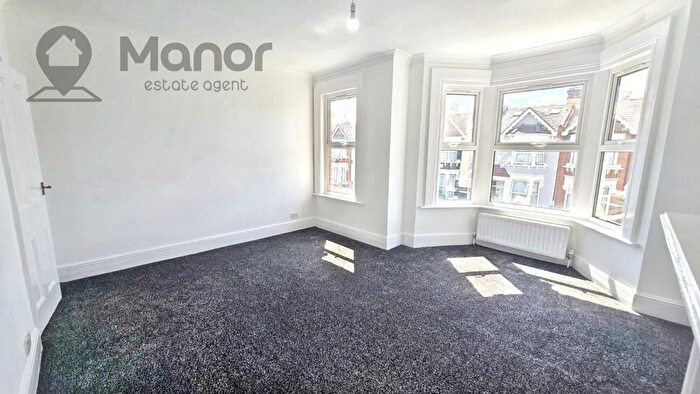 2 Bedroom Flat To Rent In Second Avenue, Manor Park, E12