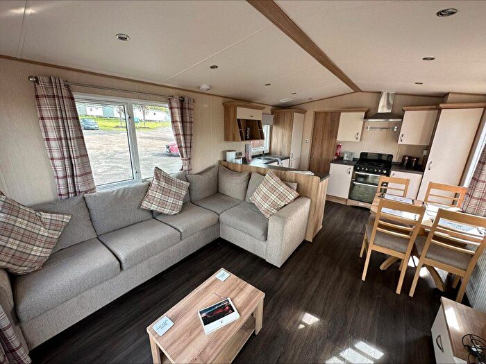 3 Bedroom Park Home For Sale In Tarka Holiday Park, EX31