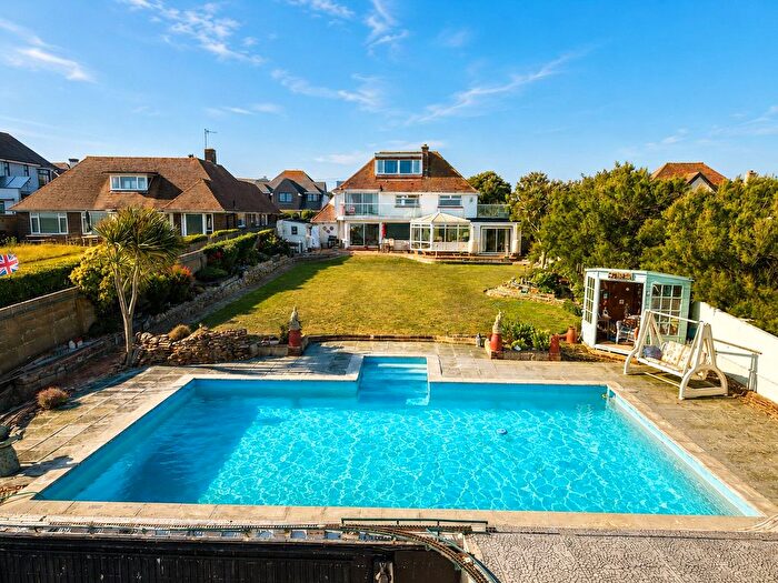 5 Bedroom Detached House For Sale In South Cliff, Bexhill-On-Sea, TN39