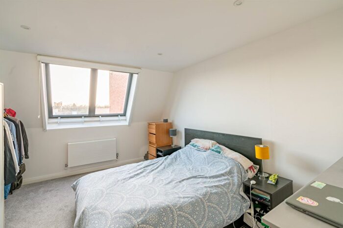1 Bedroom Flat For Sale In Old Fire Station, Raleigh Road, Southville, Bristol, Somerset, BS3