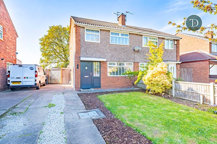3 Bedroom Semi Detached House For Sale In Hope Farm Road, Great Sutton, Ellesmere Port, CH66