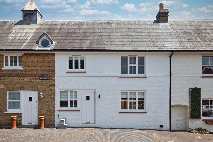 2 Bedroom Terraced House For Sale In Pegwell Road, Ramsgate, CT11