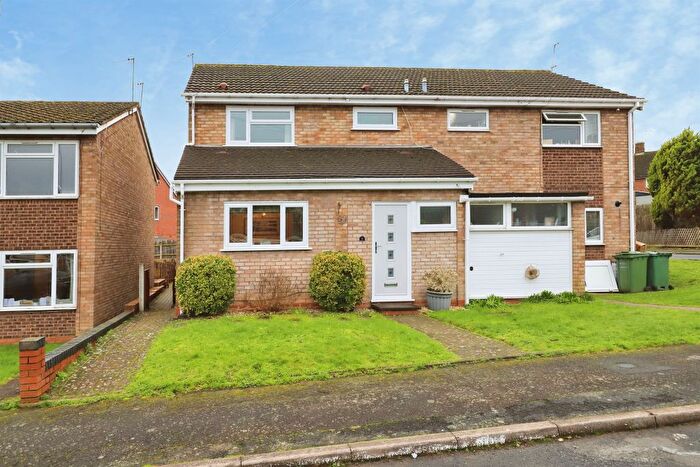 3 Bedroom Semi Detached House For Sale In Keats Place, Kidderminster, DY10