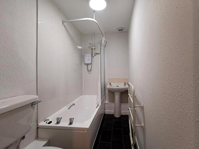 1 Bedroom Flat To Rent In Ramsay Place, Edinburgh, EH15