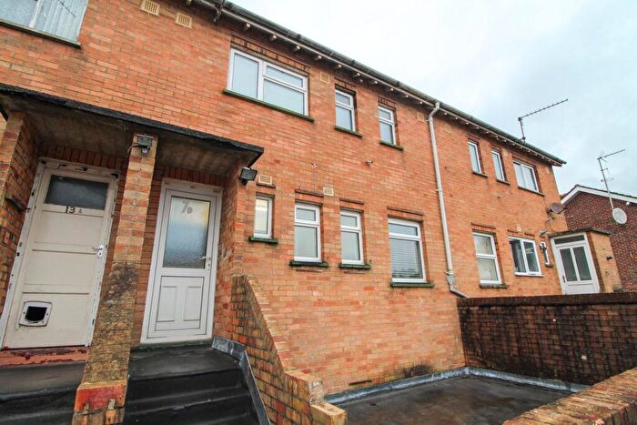 3 Bedroom Flat For Sale In Gillam Road, Bournemouth, BH10