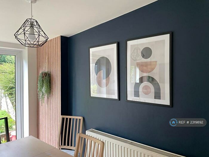 7 Bedroom Semi-Detached House To Rent In Little Platt, Guildford, GU2