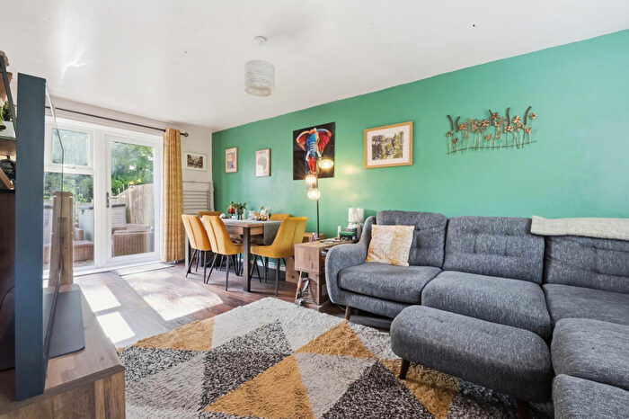 2 Bedroom Semi-Detached House For Sale In St Vincent's Close, Littlebourne, CT3