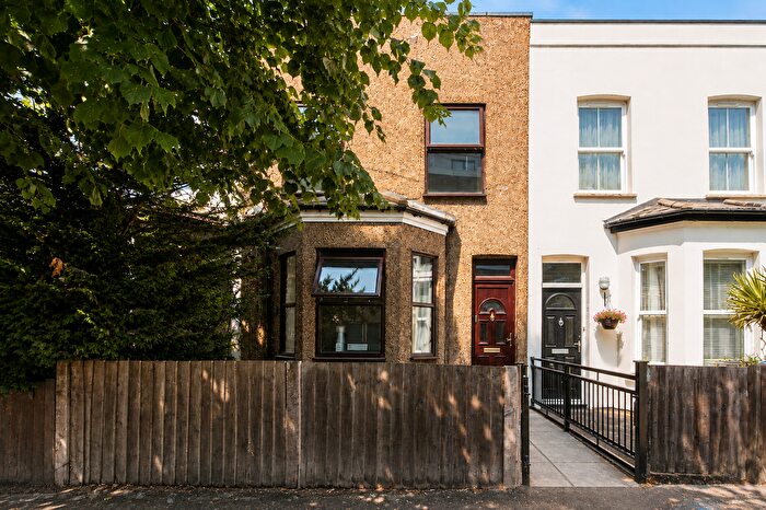 2 Bedroom Terraced House For Sale In Canterbury Road, Croydon, Greater London, CR0
