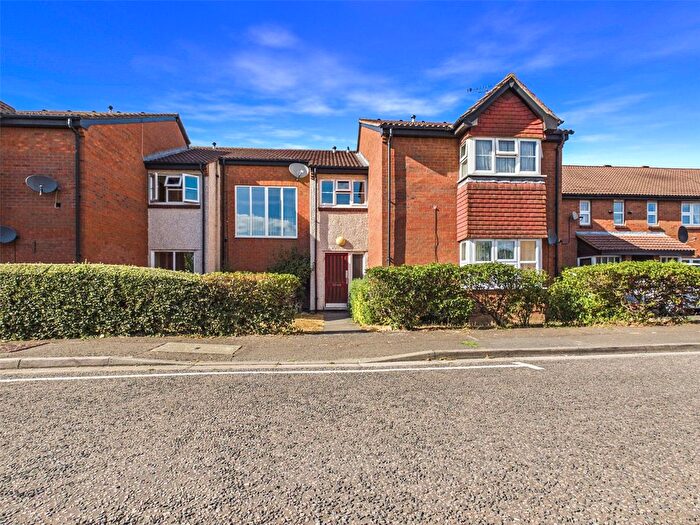 1 Bedroom Flat To Rent In Clarkes Drive, Middlesex, UB8