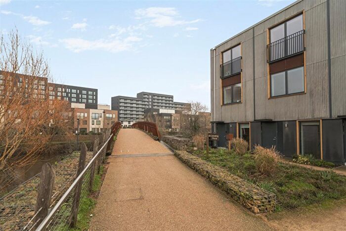 3 Bedroom Town House To Rent In Landing Place, Climate Innovation District, LS10