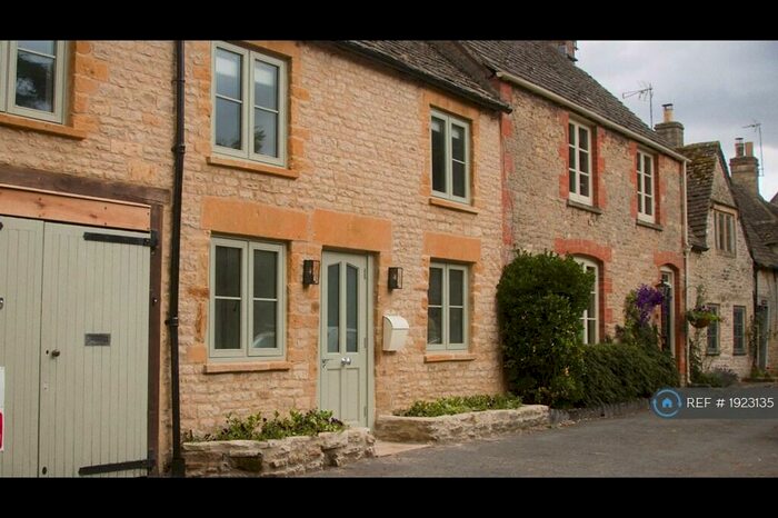 2 Bedroom Terraced House To Rent In Wraggs Row, Stow On The Wold, Cheltenham, GL54