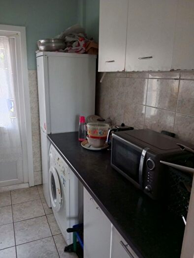 3 Bedroom Terraced House To Rent In Eastham, , , , Eastham, E15
