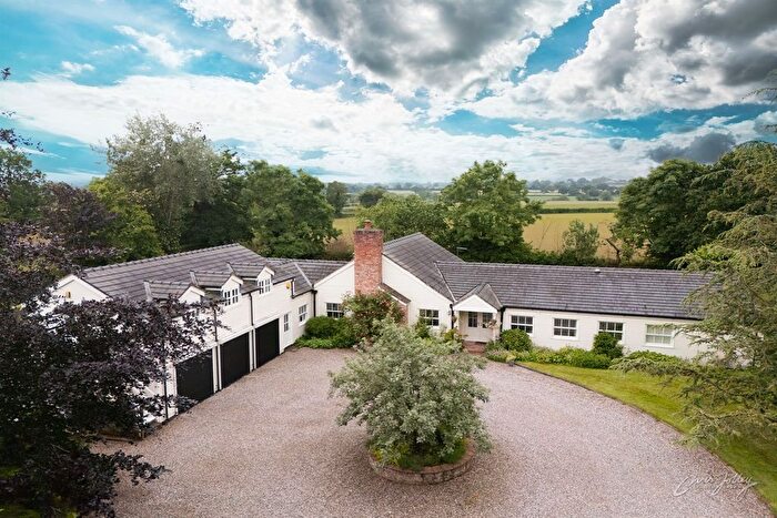 4 Bedroom Detached Bungalow For Sale In Poole, Nantwich, CW5