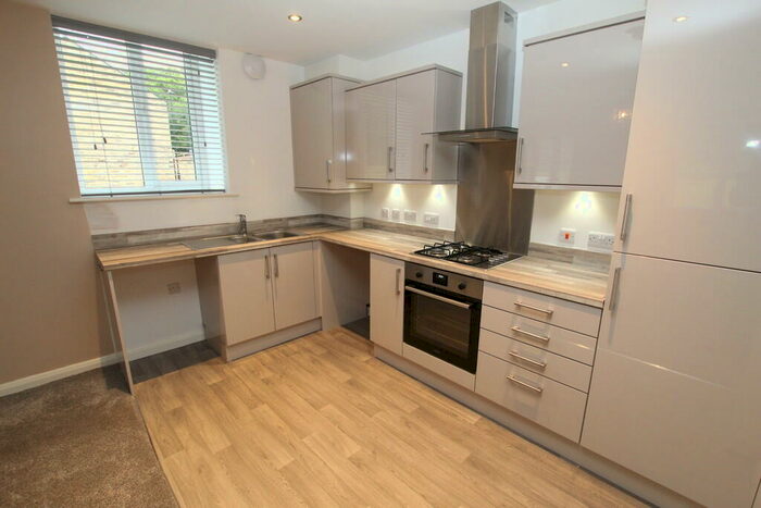1 Bedroom Apartment To Rent In Dividend Drive, Littleborough, OL15
