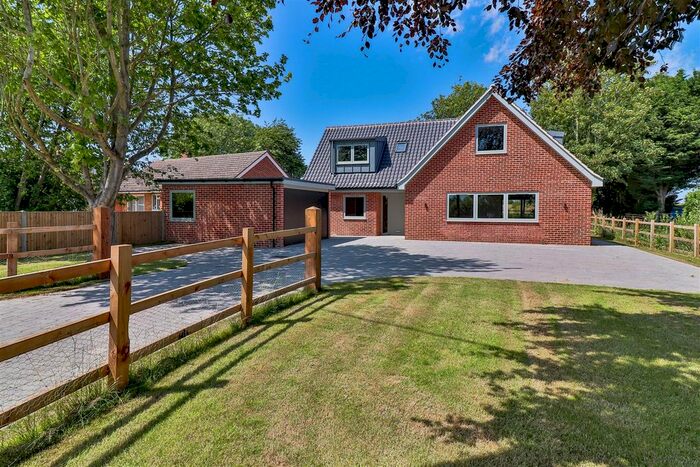 4 Bedroom Chalet For Sale In Whatfield Road, Elmsett, Ipswich, IP7