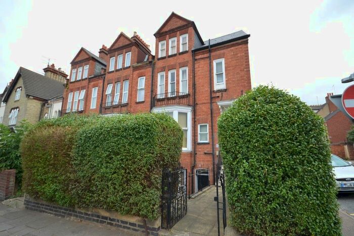1 Bedroom Flat To Rent In Semilong Road, Northampton NN2