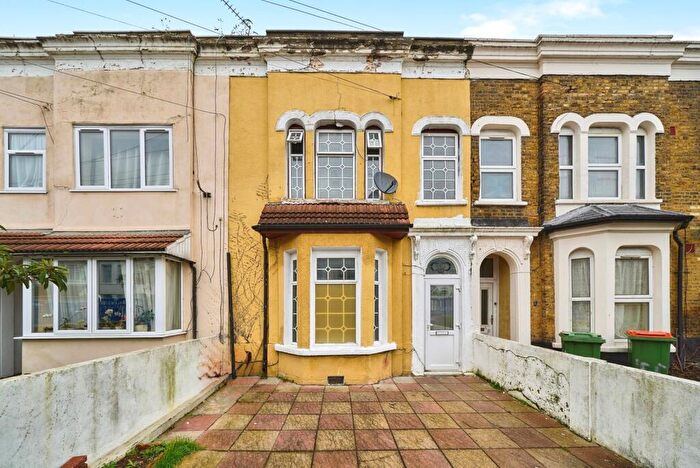 3 Bedroom House For Sale In Boleyn Road, London, E7