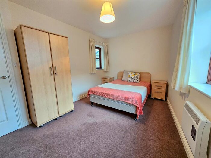 2 Bedroom Flat To Rent In Flat, Burgundy Walk, Forehill, Ely, CB7