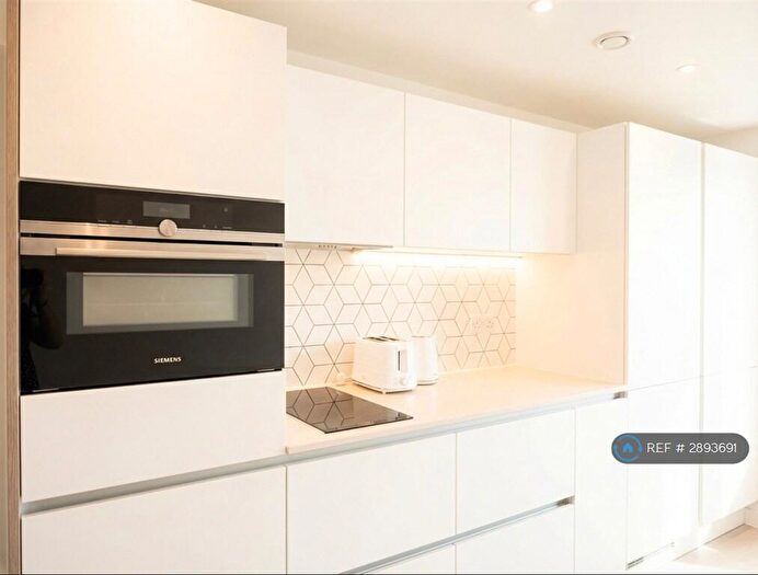 1 Bedroom Flat To Rent In Capella Court, Purley, CR8