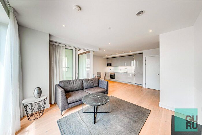 1 Bedroom Apartment For Sale In Walworth Road, Elephant Park, London, SE17