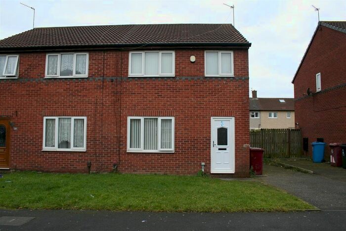 3 Bedroom Semi-Detached House To Rent In Evellynne Close, Kirkby, Liverpool L32