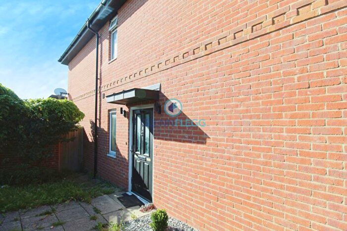 2 Bedroom Terraced House To Rent In ***Let Agreed***Melrose Gardens, Slough***Let Agreed***, SL1