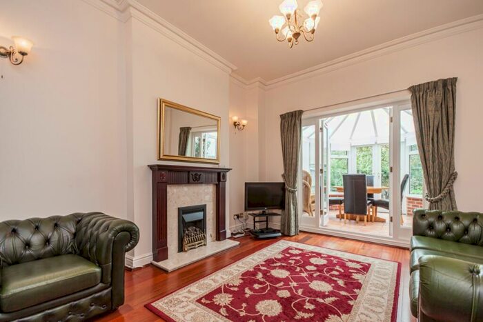 3 Bedroom Terraced House To Rent In Plater Drive, Oxford, OX2