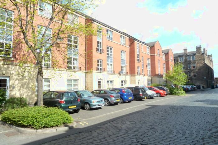 2 Bedroom Flat To Rent In Elbe Street, Leith Links, Edinburgh, EH6