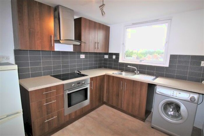 2 Bedroom Flat To Rent In High Street, Brechin, DD9