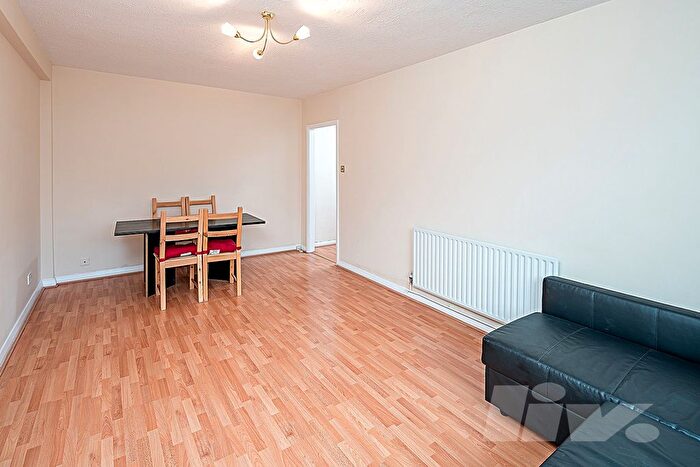 1 Bedroom Flat To Rent In Walton Court, Fairfax Road, South Hampstead, NW6