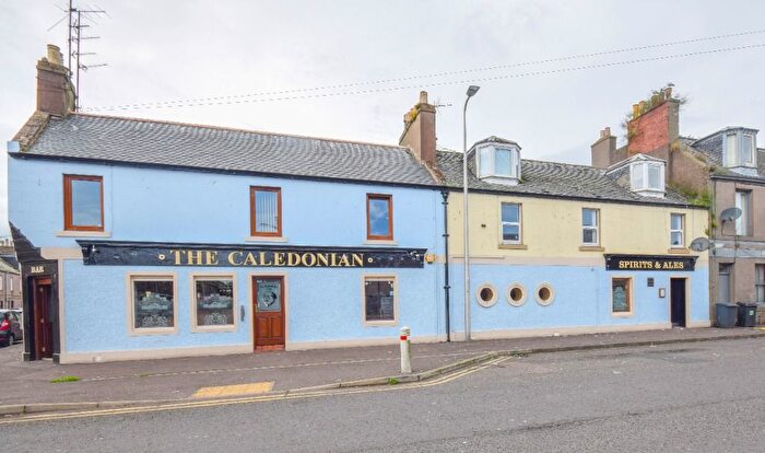 2 Bedroom Flat To Rent In Commerce Street, Montrose, Angus, DD10