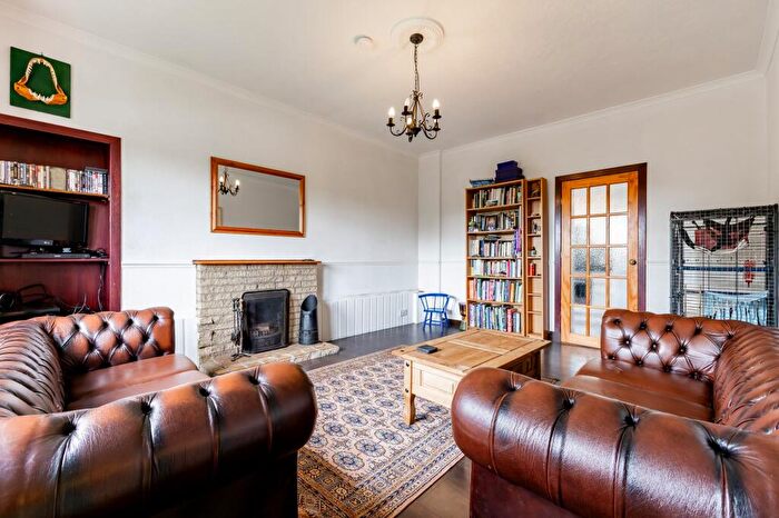 2 Bedroom Cottage For Sale In Stanley, Kinclaven, PH1
