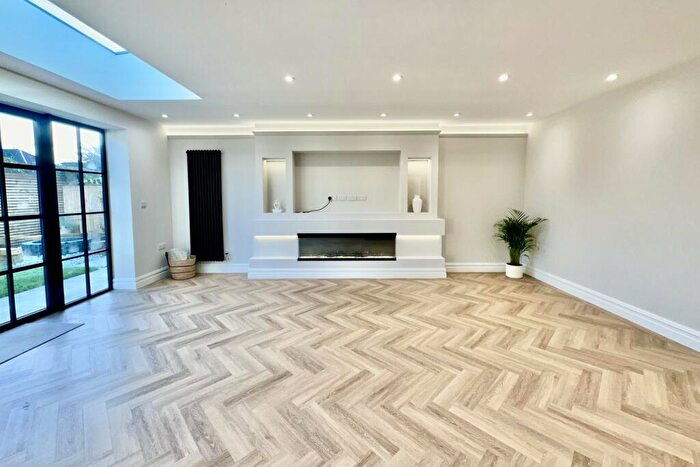 4 Bedroom Detached House For Sale In Pauntley Road, Mudeford, Christchurch, BH23