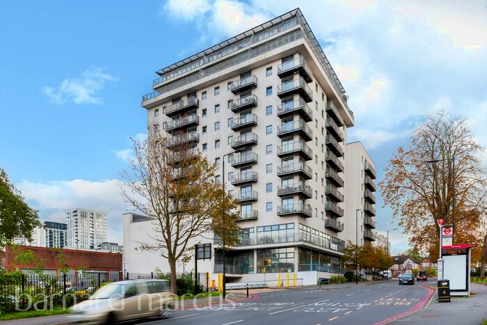 2 Bedroom Flat To Rent In Sutton Park Road, Sutton, SM1