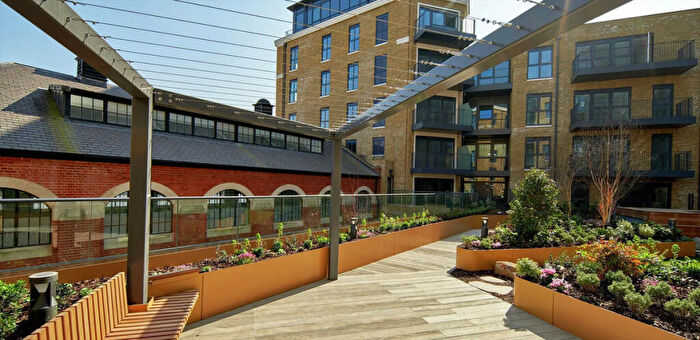 2 Bedroom Apartment To Rent In Royal Exchange, London, KT1