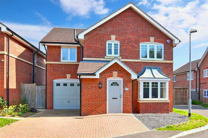 4 Bedroom Detached House For Sale In Roberts Close, Marden, Tonbridge, Kent, TN12