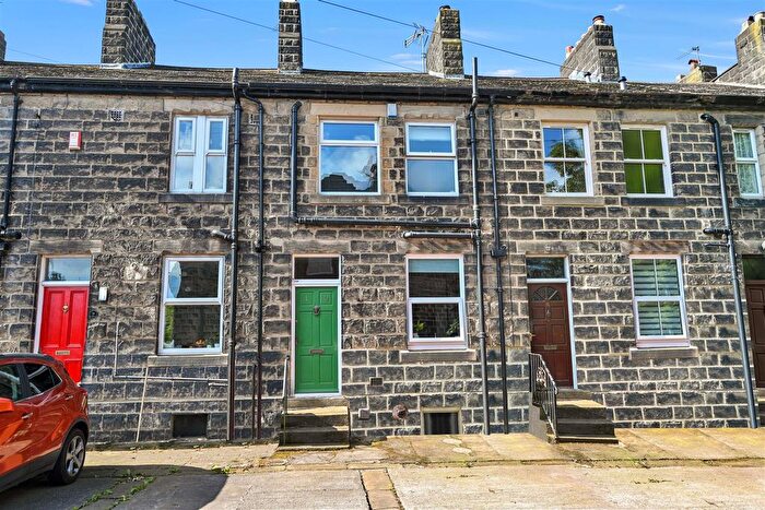3 Bedroom Terraced House For Sale In Henry Terrace, Yeadon, Leeds, LS19