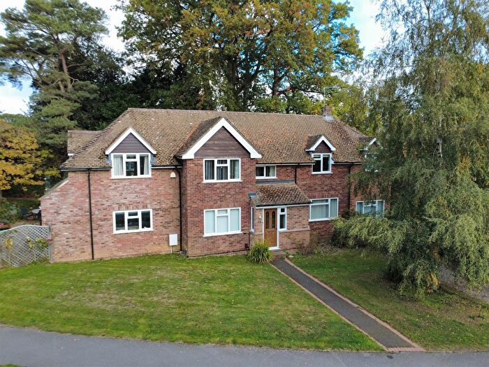 4 Bedroom Detached House For Sale In Conifer Crest, Wash Common, RG14