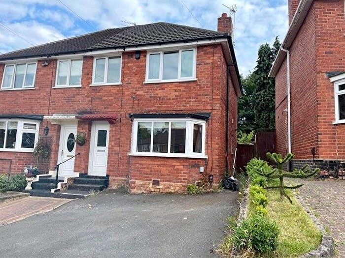 3 Bedroom Property To Rent In Holmesfield Road, Birmingham, B42