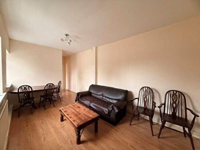 1 Bedroom Flat To Rent In High Street, London, NW10