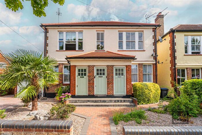 2 Bedroom Flat To Rent In Orpington Road, Winchmore Hill, London, N21