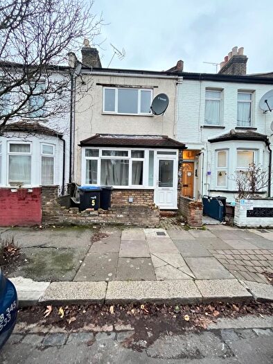 3 Bedroom Terraced House To Rent In Seymour Road, London, N9