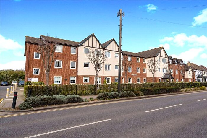 2 Bedroom Flat For Sale In Station Road, Thorpe Bay, Essex, SS1