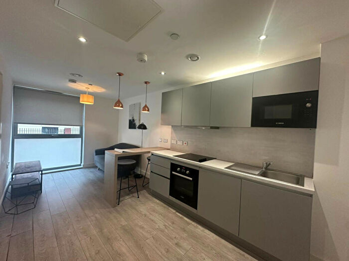 1 Bedroom Apartment To Rent In Henry Street, Sheffield, South Yorkshire, S3