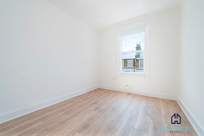 Flat To Rent In St. Stephens Grove, London, SE13