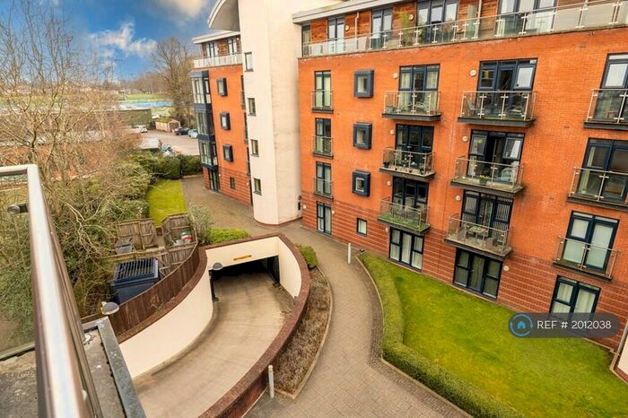 1 Bedroom Flat To Rent In Saints House, Solihull, B91