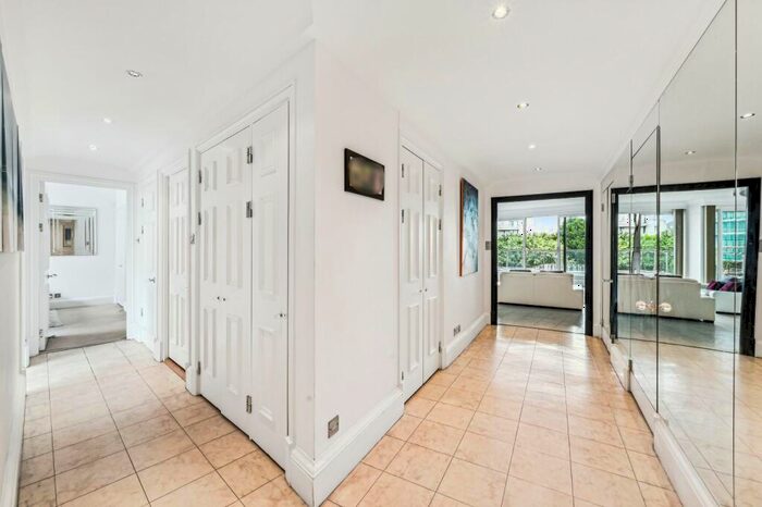 2 Bedroom Flat For Sale In Chelsea Crescent, Chelsea Harbour, London, SW10