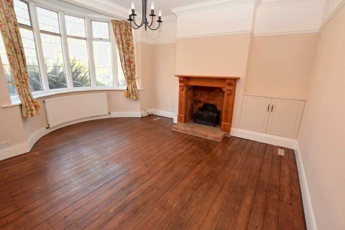 3 Bedroom Property To Rent In The Drive, Barking, IG11