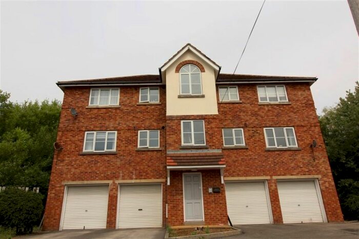 2 Bedroom Flat To Rent In Perseverance Street, Pudsey, LS28